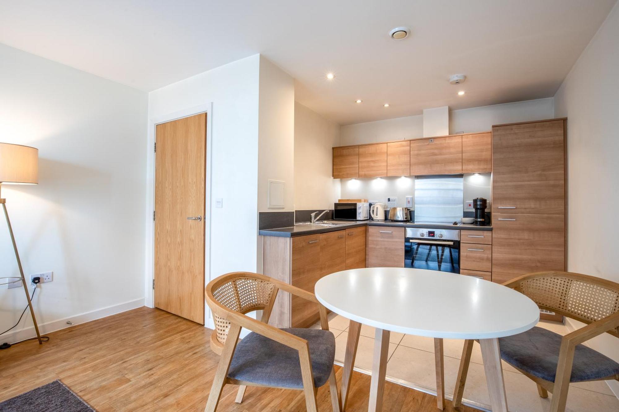 Appartamento Londwell, & Limehouse Balcony Flat - Skyline Views *