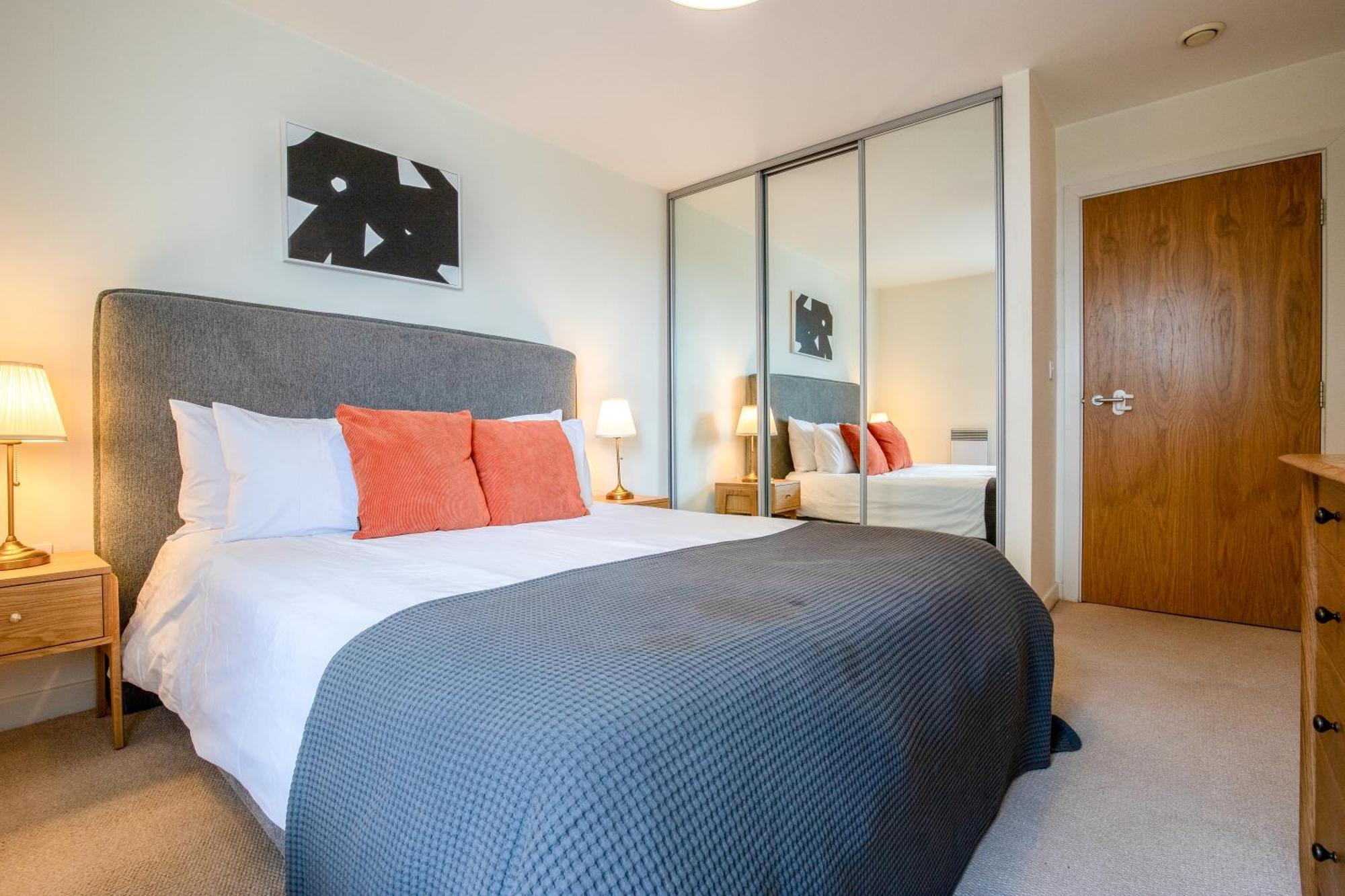Appartamento Londwell, & Limehouse Balcony Flat - Skyline Views *