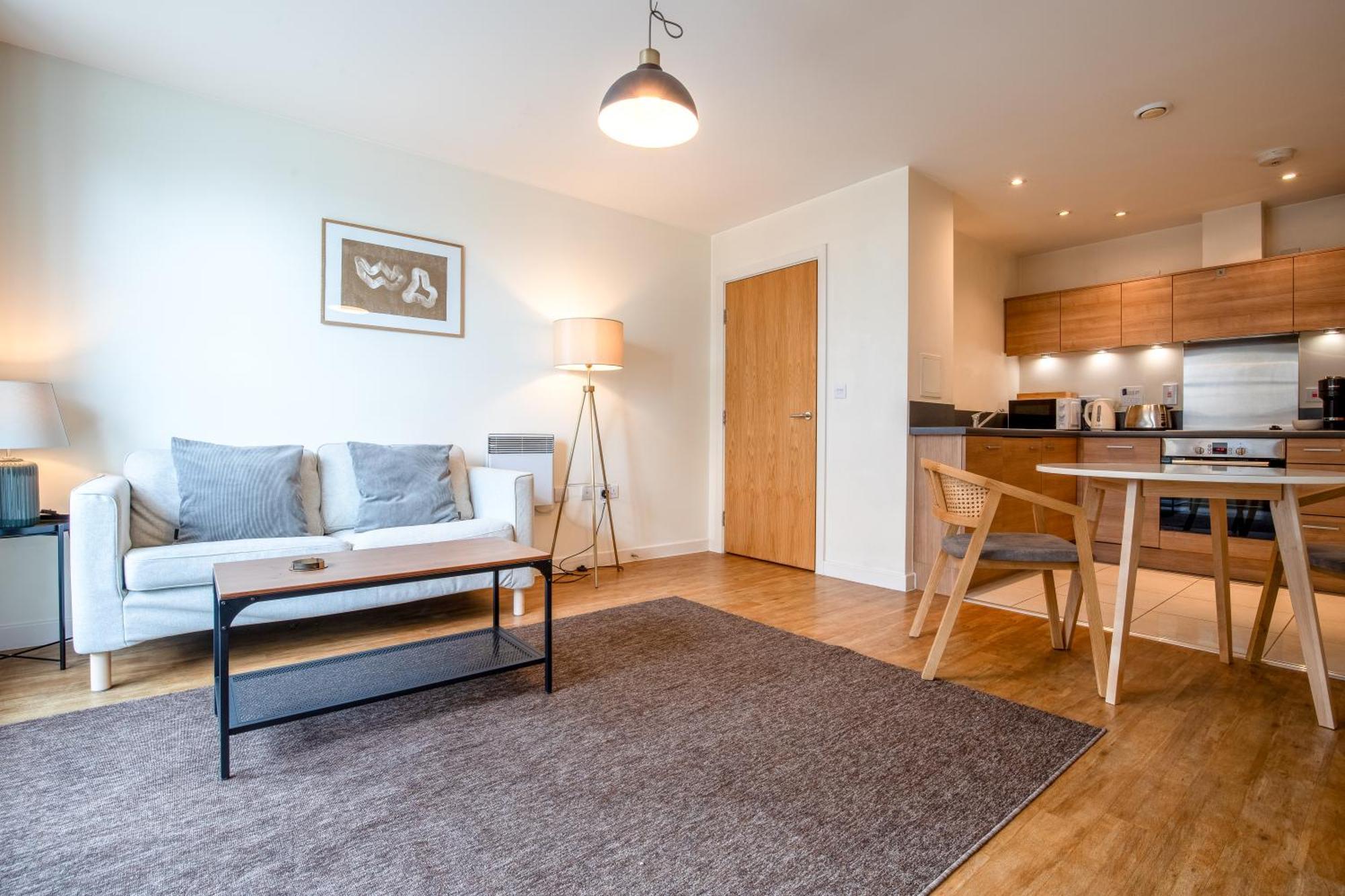 Appartamento Londwell, & Limehouse Balcony Flat - Skyline Views Londra